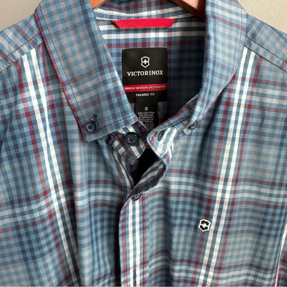 Victorinox button down shirt - Picture 3 of 4